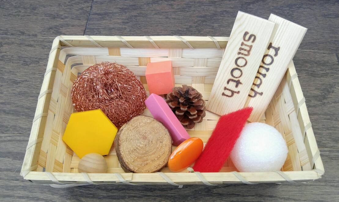 Rough/Smooth Sorting Set, Montessori Object Classification, Gift for Kids, Reggio Emilia, Teacher Resources