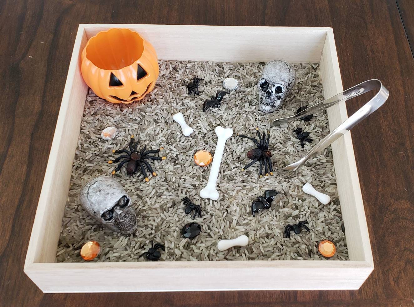 Halloween Sensory Box, Tweezing Activity, Fine Motor Skills, Gift for Kids, Montessori, Classroom Activity, Teacher Resources